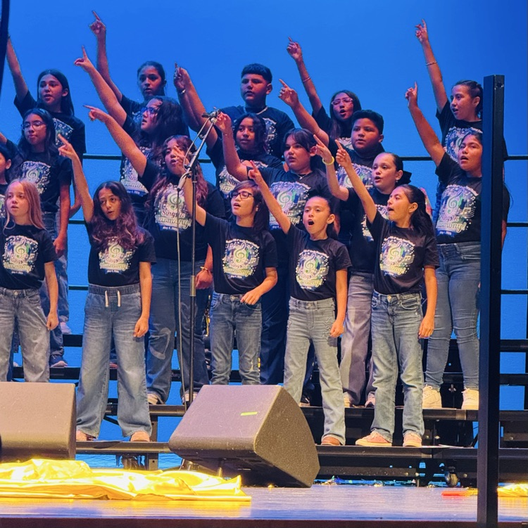 RooseveltBronc1's tweet image. Bravo to our incredible 4th grade Broncos on their amazing performance at the McAllen ISD 4th Grade Choral Festival! Thank you to Mr. Samaniego and Mcallen ISD Fine Arts for giving them this opportunity! 🐴❤️🎶  #BroncoPride #ALLin