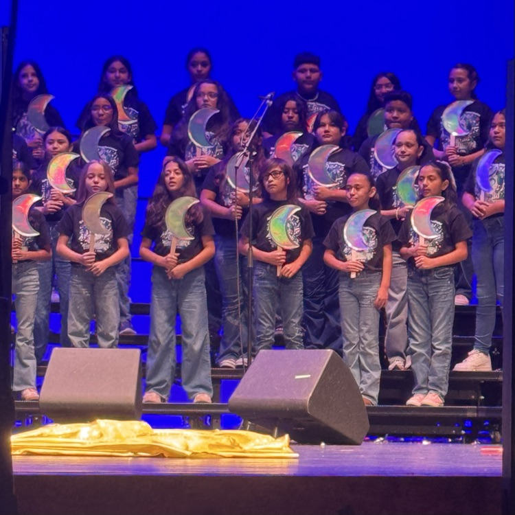 RooseveltBronc1's tweet image. Bravo to our incredible 4th grade Broncos on their amazing performance at the McAllen ISD 4th Grade Choral Festival! Thank you to Mr. Samaniego and Mcallen ISD Fine Arts for giving them this opportunity! 🐴❤️🎶  #BroncoPride #ALLin