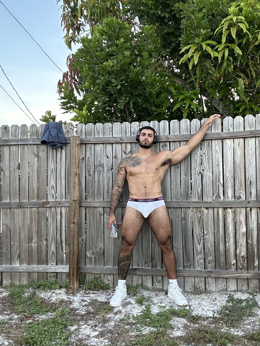 Angelo tweet media