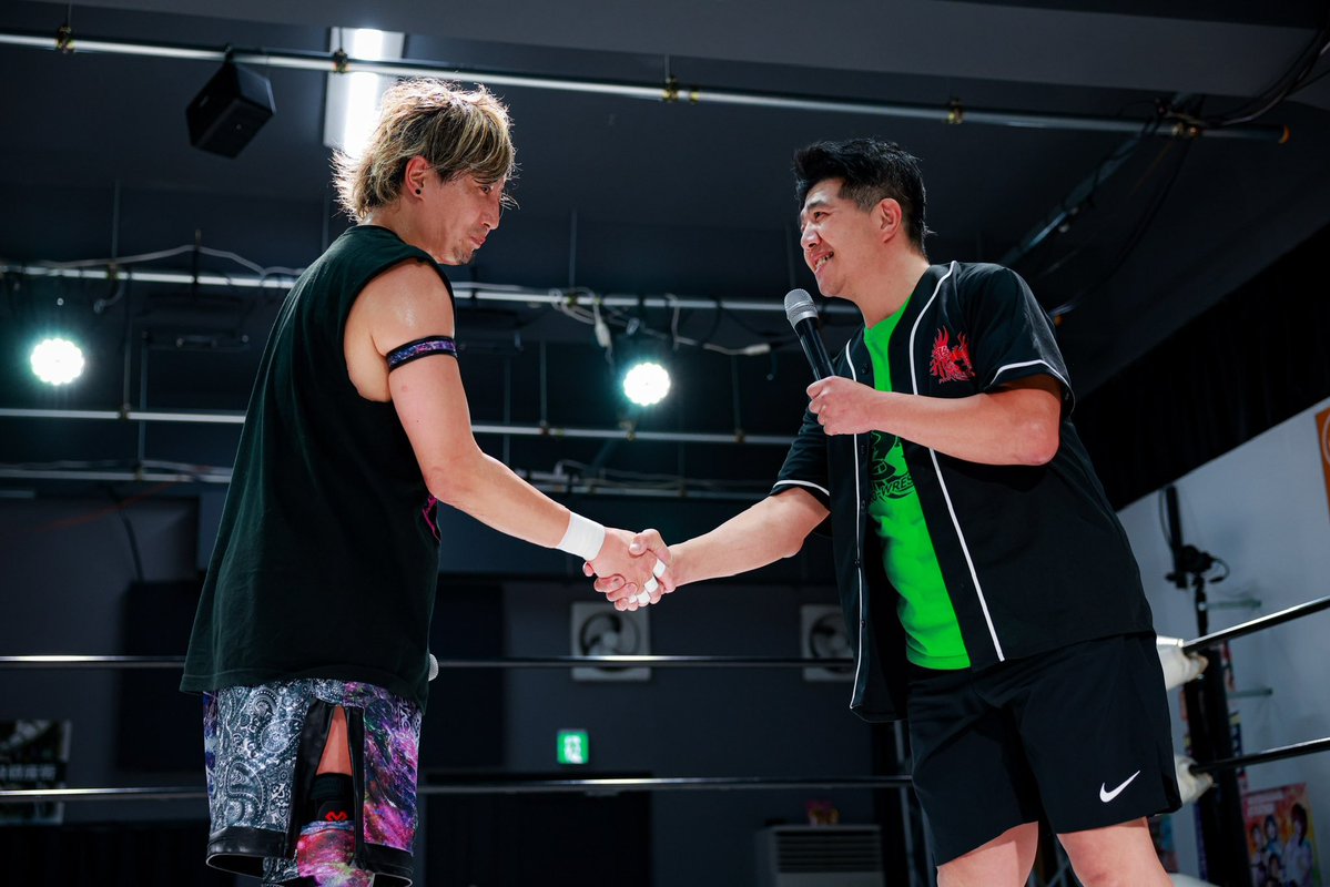 【公式】飛鳥プロレス tweet media