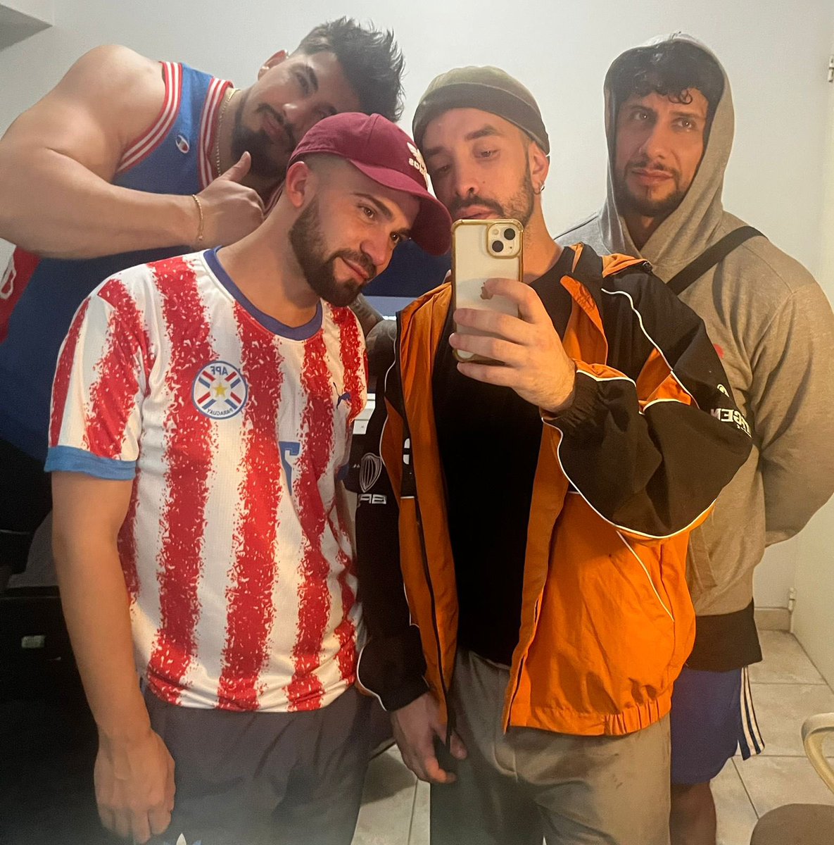 SoyTuBadboy tweet media