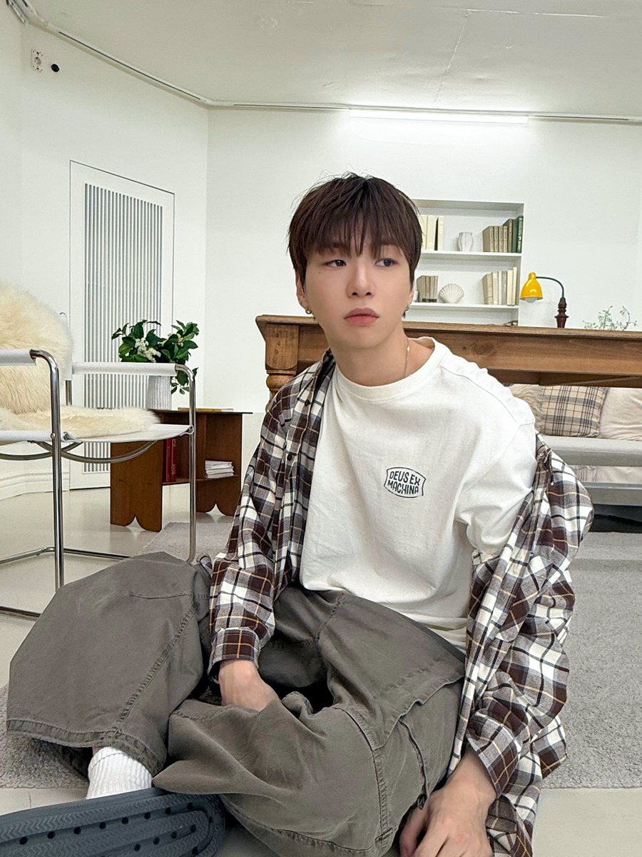강다니엘(KANGDANIEL) tweet media