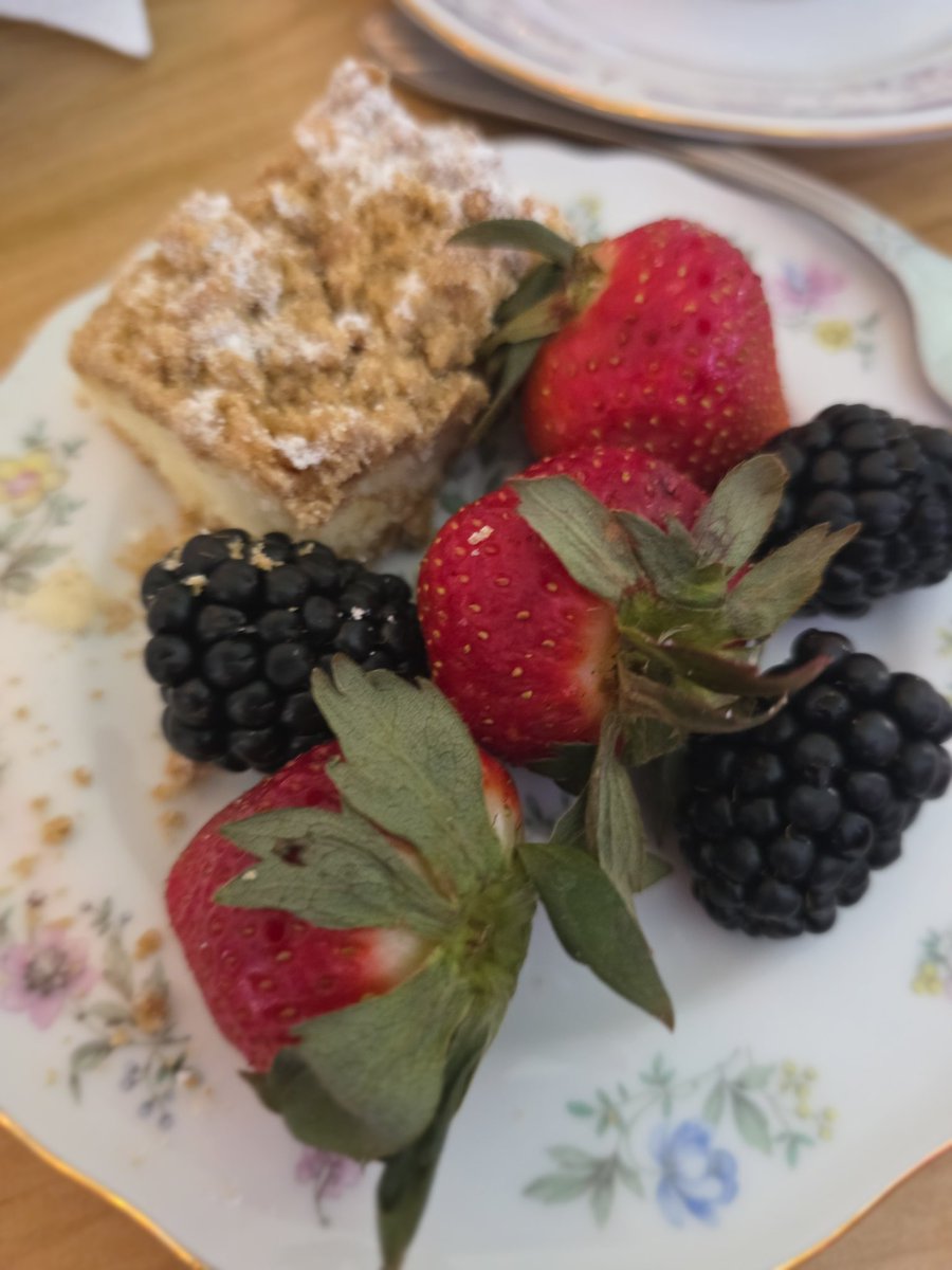 TheCapableCrew's tweet image. Tea party fun today! 🫖🍪 We love hanging out as a group together! 😊😀

#downsyndrome #disability #autismawareness💙 #teatime