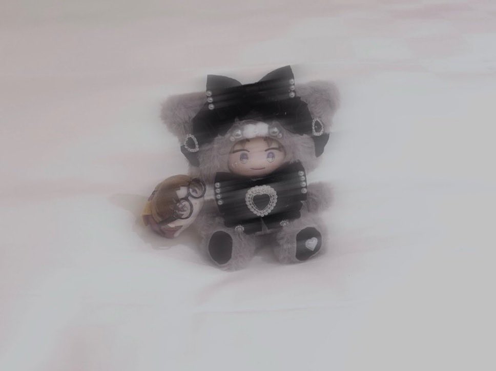 𝚊𝚖𝚊𝚗𝚎 tweet media