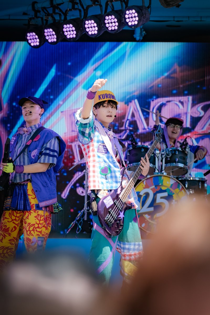 futuremoon_usj's tweet photo. 260505

クロミ・ライブ ～ Discover Me Discover U!!! ～

#USJファン https://t.co/uKWKdIzIws