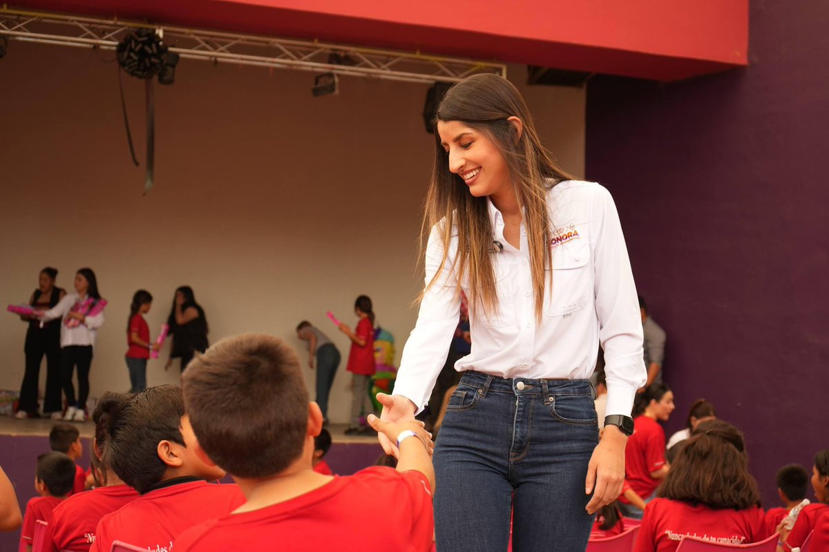 Paulina Ocaña tweet media