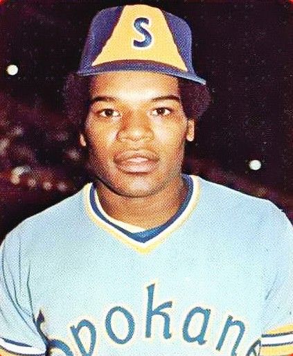 Vintage Jerseys & Hats tweet media