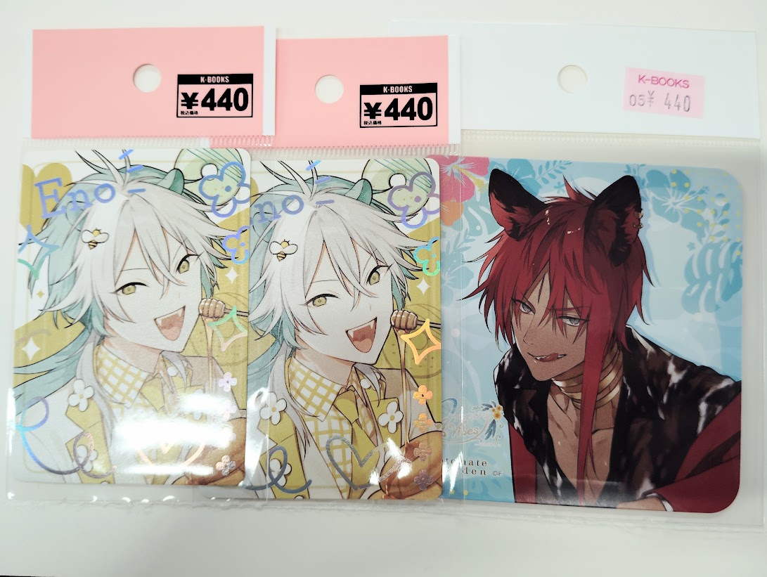 入荷情報】 「Honey Vibes」缶バッジやアクリルブロマイド等入荷