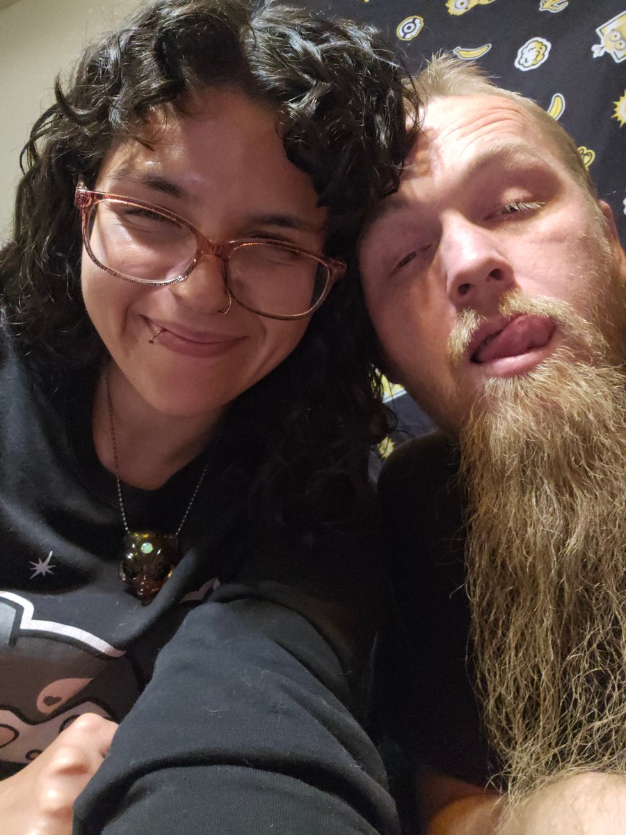 Smilingcristine's tweet image. My #mcm 🥰🥰