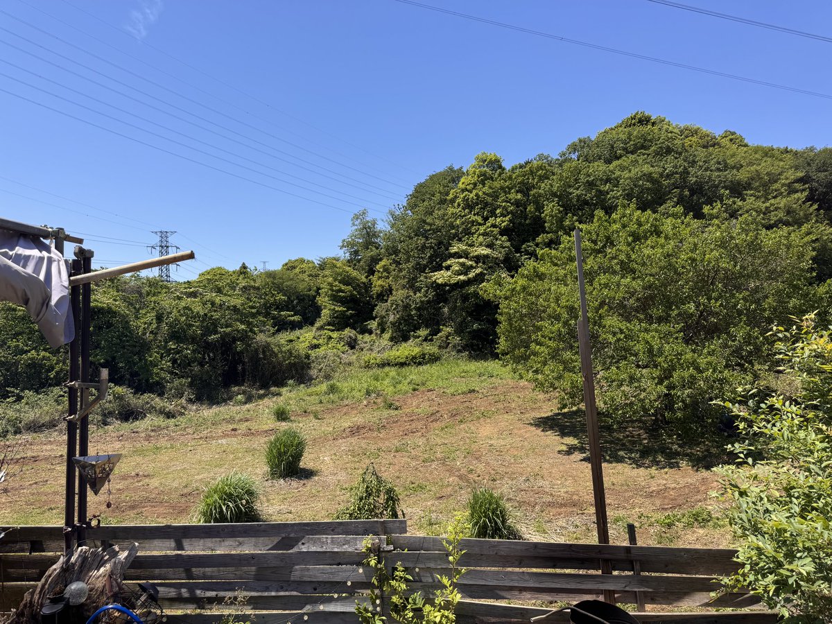 waterliving's tweet image. 尾根RUN帰りに焚き火カフェに立ち寄る。なんと近々キャンプ場とドッグランも併設オープンするとのこと。
今からオープンが待ち遠しい！
#ランニング #焚き火 #キャンプ #ドッグラン