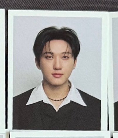 tôria VAI VER O SKZ DNV tweet media