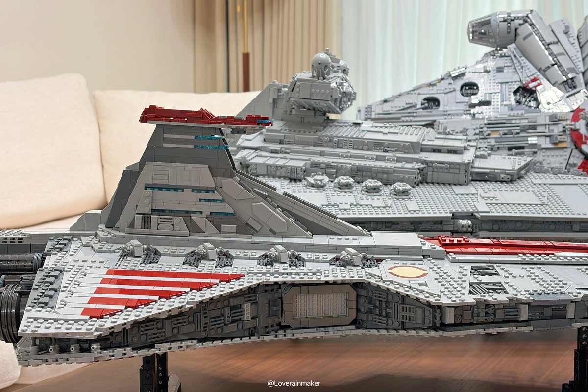 loverainmaker0's tweet photo. lego star wars 75019、75252、75367 https://t.co/9cBmyjNW4c