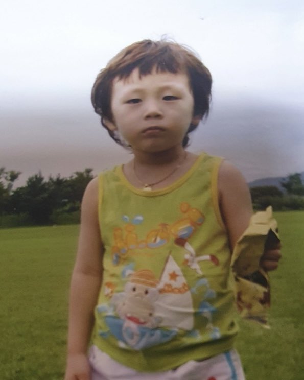 유하나 tweet media