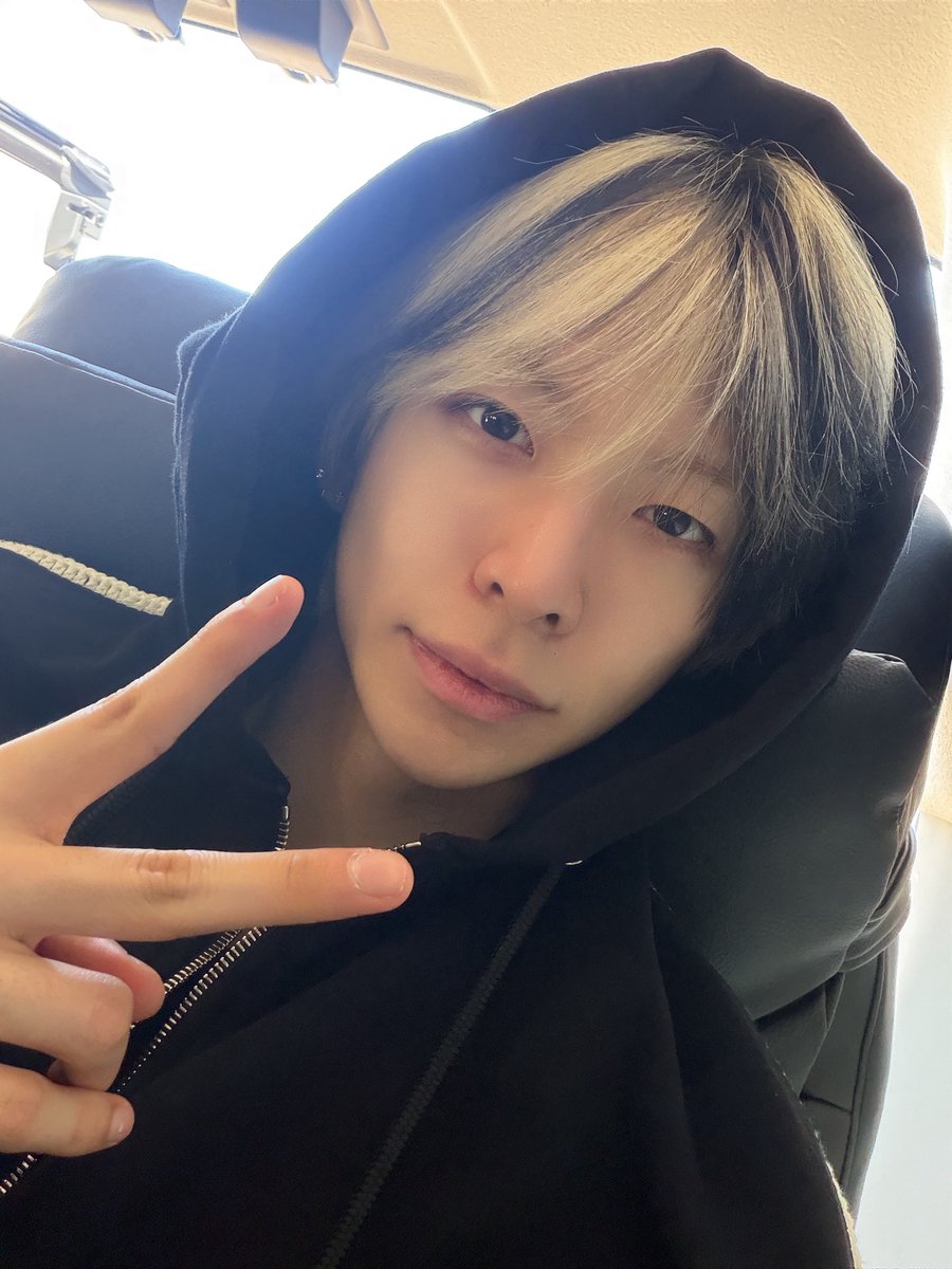 보미♥ tweet media