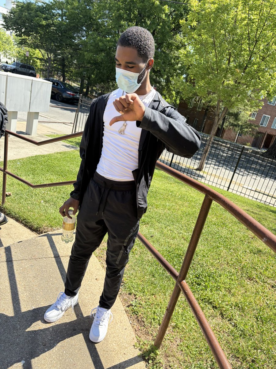 fuckdasouf's tweet photo. #FREENELL #LLDRIZZ https://t.co/nerXbOixxh