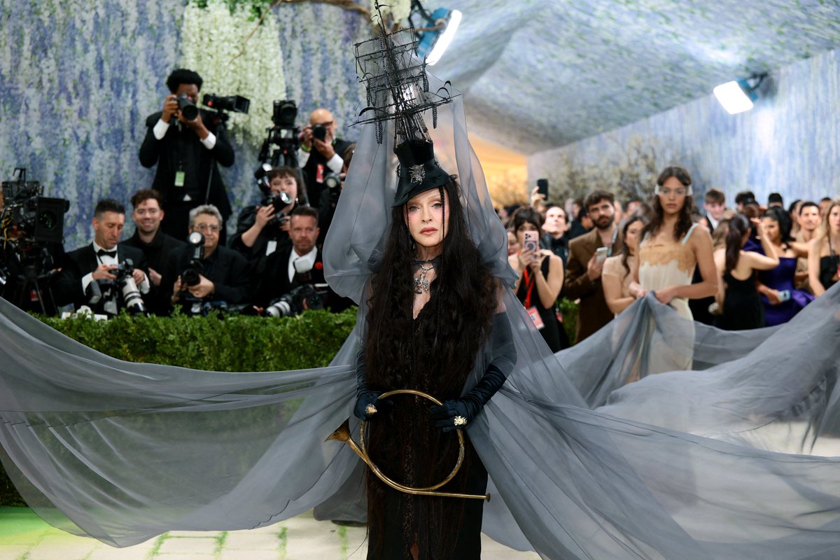 Madonna Literal tweet media