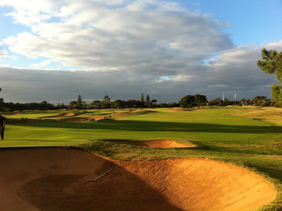 The Golf Library tweet media