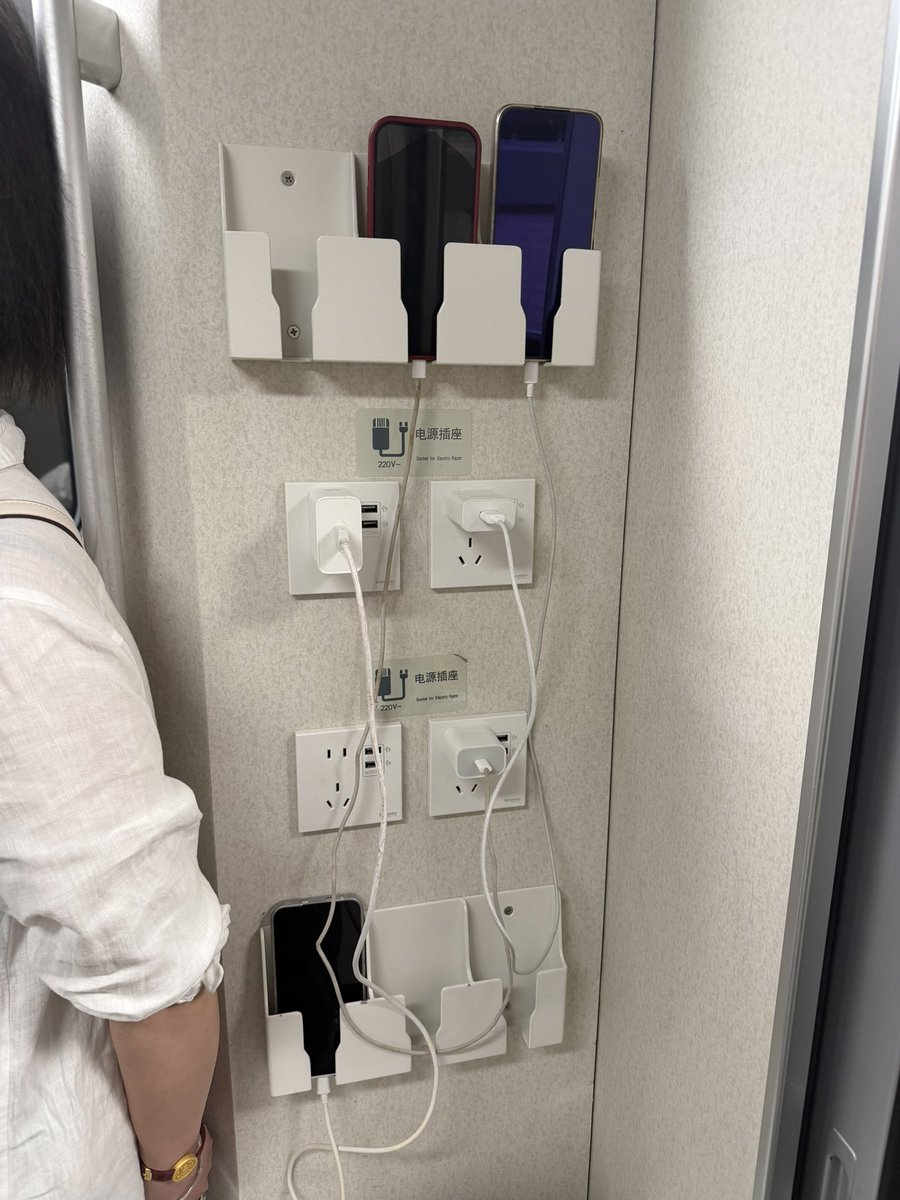 酱紫表 tweet media