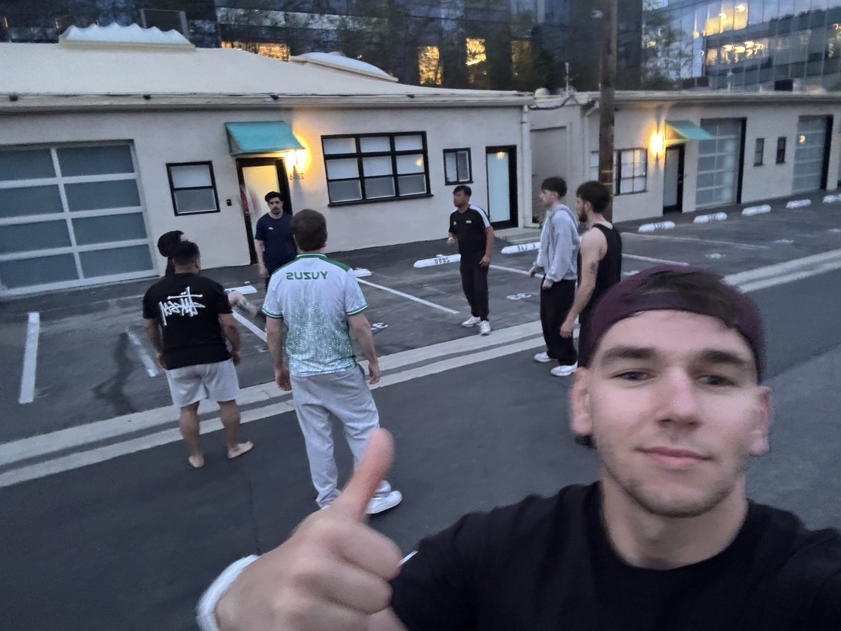 AdamLosT tweet media