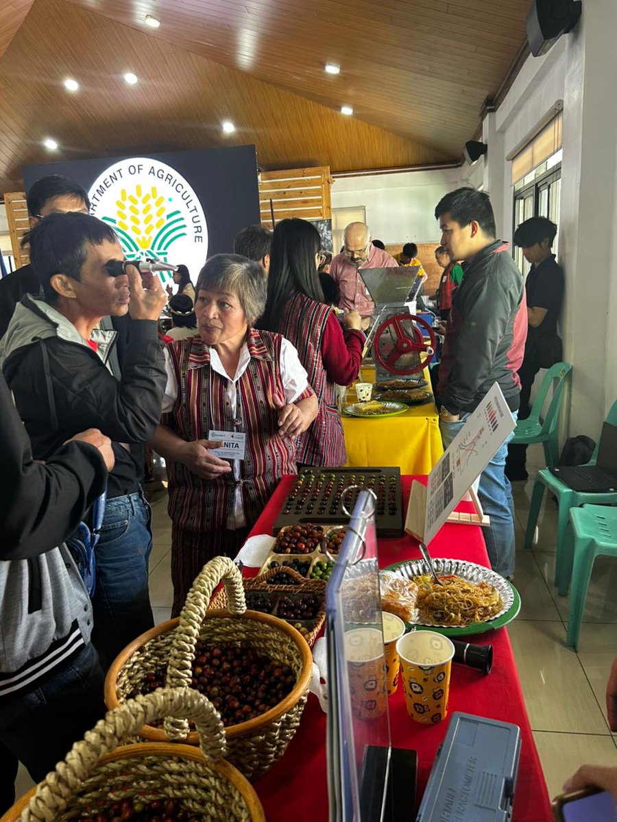 Canada in the Philippines tweet media
