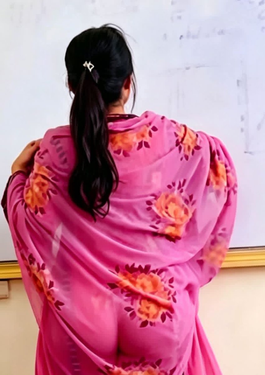 Teacher zara tweet media