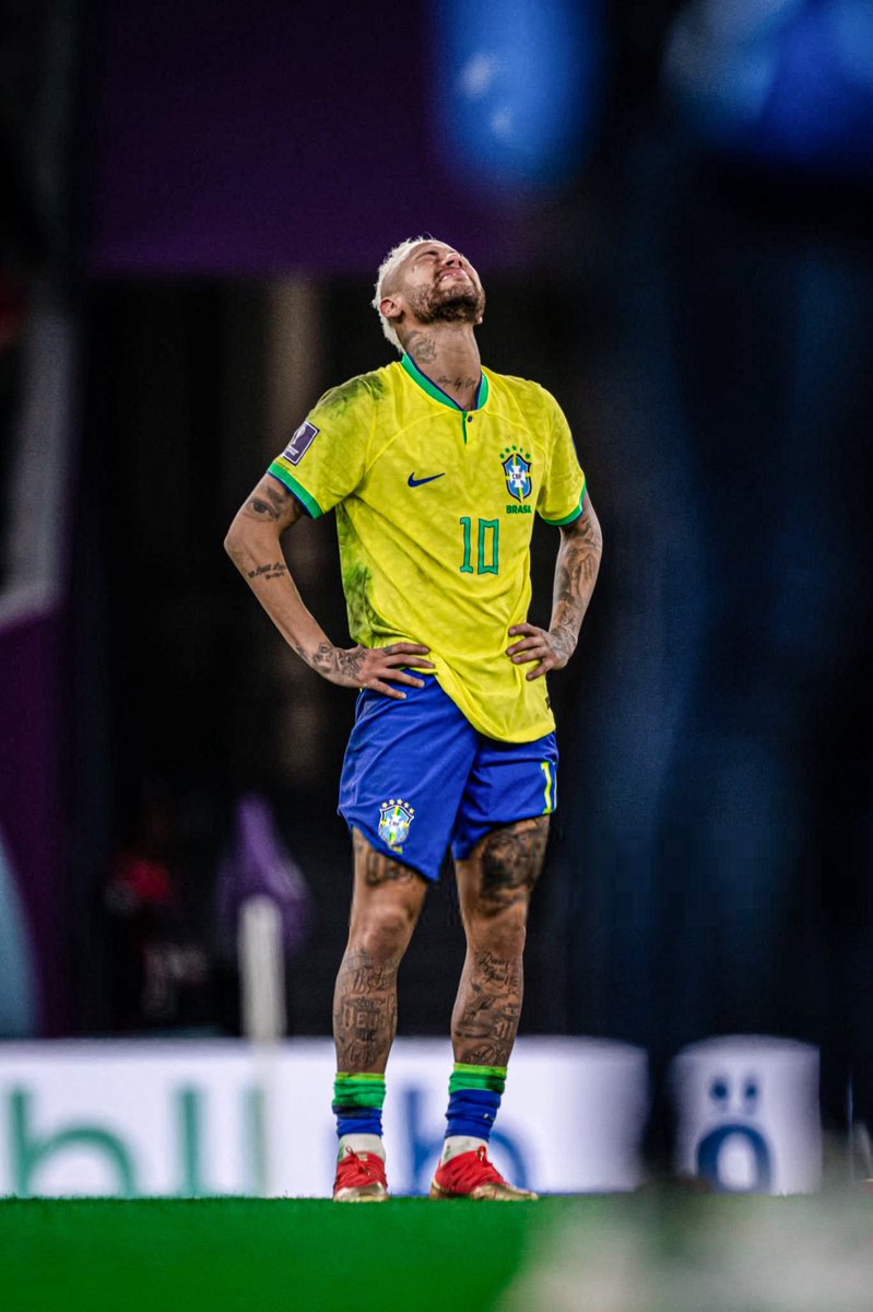 ⛔️🇧🇷 La pelea que sufrió Neymar con Robinho Júnior en Santos podría terminar de SACARLO DE LA CONVOCATORIA AL MUNDIAL CON BRASIL.

Vía <a href="/Estadao/">Estadão 🗞️</a>.
