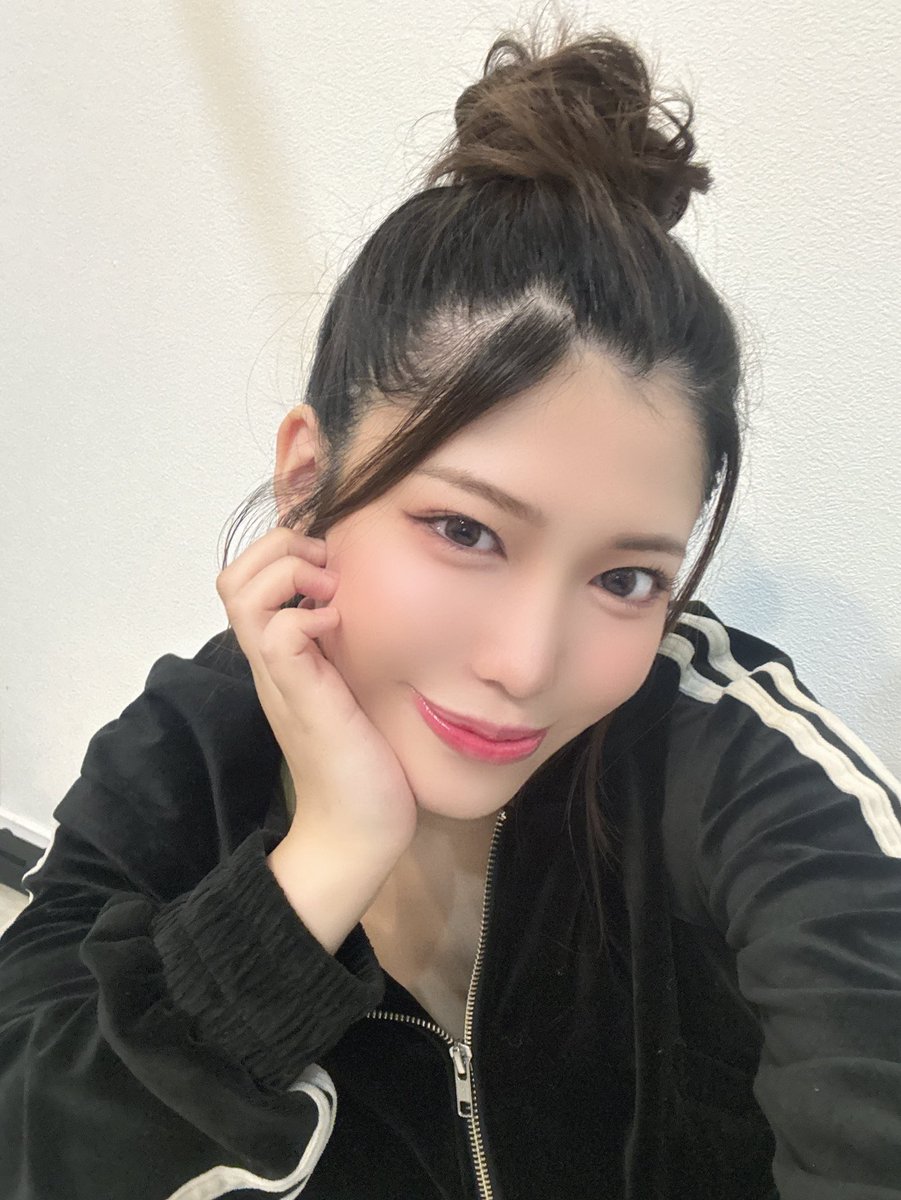 あおなみちゃんﾀﾞﾖ✌️ tweet media