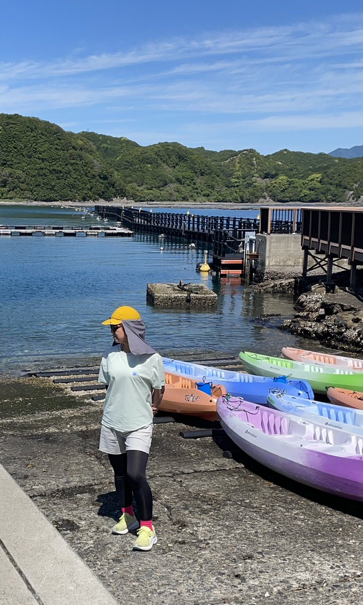 yuka_heureux's tweet photo. シーカヤック🚣♂️でも
サンガード、Tシャツ、パンツの全て
AlpsVeil 👍👍
お尻ポッケに携帯入れて
左裾のに小銭を収納して、
手ぶらになれるのが、最高😆
風は冷たく、紫外線はキツイからプリントの変化もガッツリ👀!
#carestar #AlpsVeil https://t.co/eO2B8rJYFm