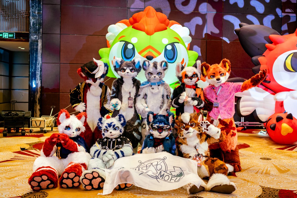 mofumofufursuitstudio tweet media