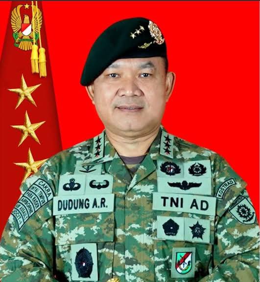 Presiden kopi tweet media