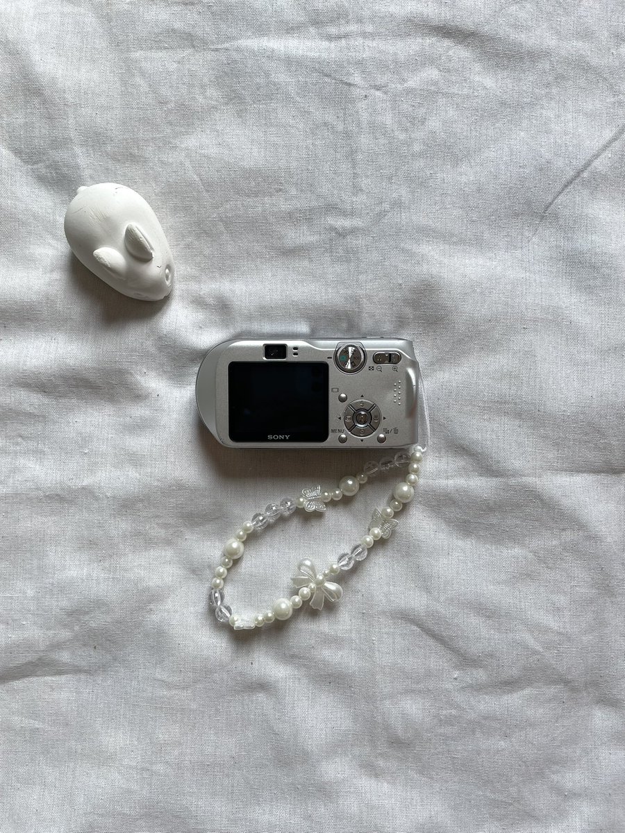 vv | wts digicam good condi (3) 💖 tweet media