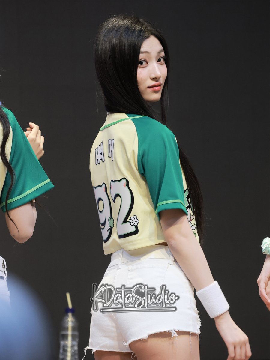 KDataStudio's tweet image. 260412 Summer at ODD YOUTH FANSIGN EVENT

#SUMMER #써머 #ODDYOUTH #오드유스 #KPOP #4Kwallpaper #4K #wallpaper       

More in the comments ⬇️
