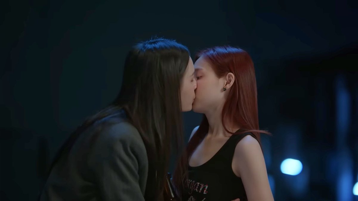 sapphics like: tweet media