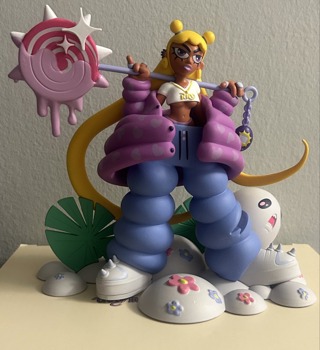 _anamariaaaaa's tweet photo. day four : show off your rico merch or tattoos
y'all remember when i got rico's handwriting tattooed on me ? lololllllol what a day
also , her figurine is so tuff . i HAD to buy it !
#weekofrico #nastymob #lethalrico https://t.co/v4IcPhFMad