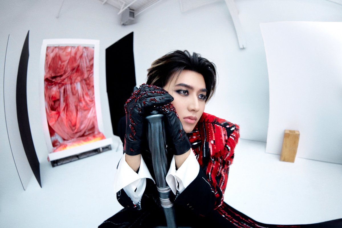 kuiyik's tweet photo. Please send the modeling code.❤️‍🔥

#KUN #CharlotteTilbury #KUNxMetGala #metgala  
@kun_officialx @CTilburyMakeup https://t.co/vnv5feFECV