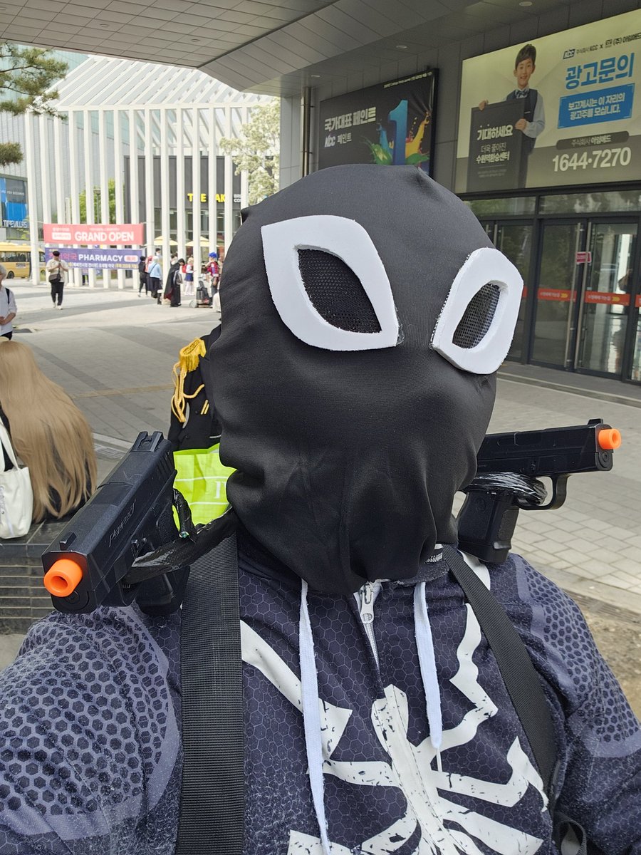 kimleon91 tweet media