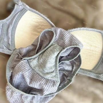 𝙃𝙄𝙉𝘼 tweet media