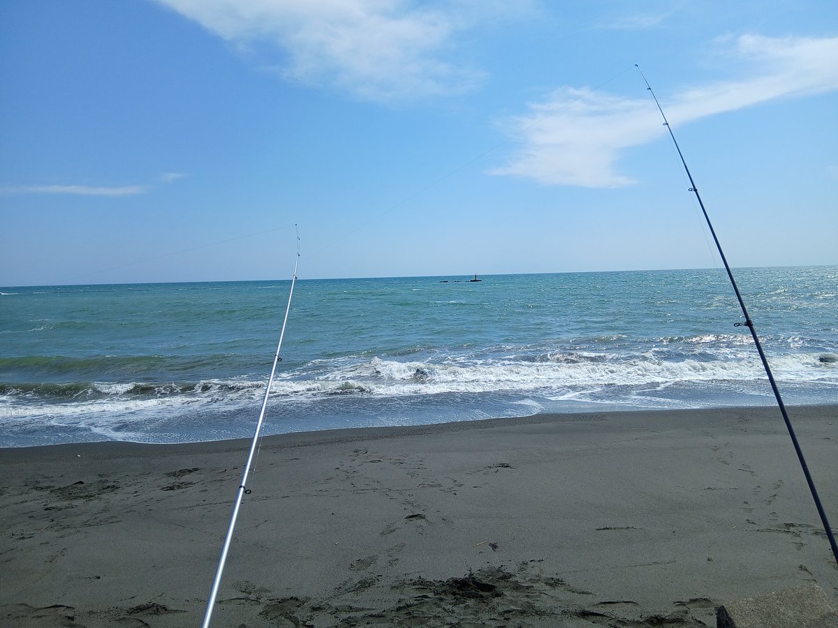 0Taurin's tweet photo. 釣れる気がしねぇ https://t.co/vyVWZSNTFz