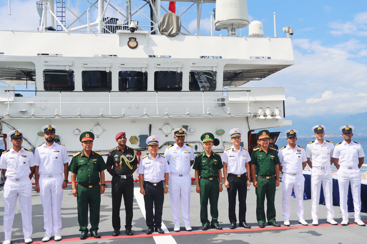 India in Vietnam tweet media