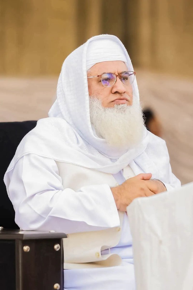 MEssaNabil1's tweet photo. د شیخ ادریس صاحب شهادت دردونکی دی الله تعالی دې شهادت قبول کړي،
خو له وینو یې د فتنې بوی راځي. https://t.co/07ZAj2T6sX
