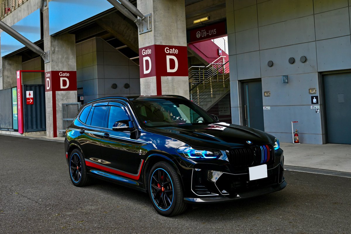 yng_0322's tweet image. #車乗りとして軽く自己紹介
#車好きな人と繋がりたい 
#BMW
今の仕様で写真撮影して作り直し😎

名前:虎吉
年齢:30代
身長:174
居所:滋賀県
愛車:BMW G01 X3 M40i
趣味：洗車、ドライブ、カメラ
好きな物：猫、車、阪神タイガース、モータースポーツ
一言:車好きの方フォローして頂けると嬉しいです🙇‍♂️