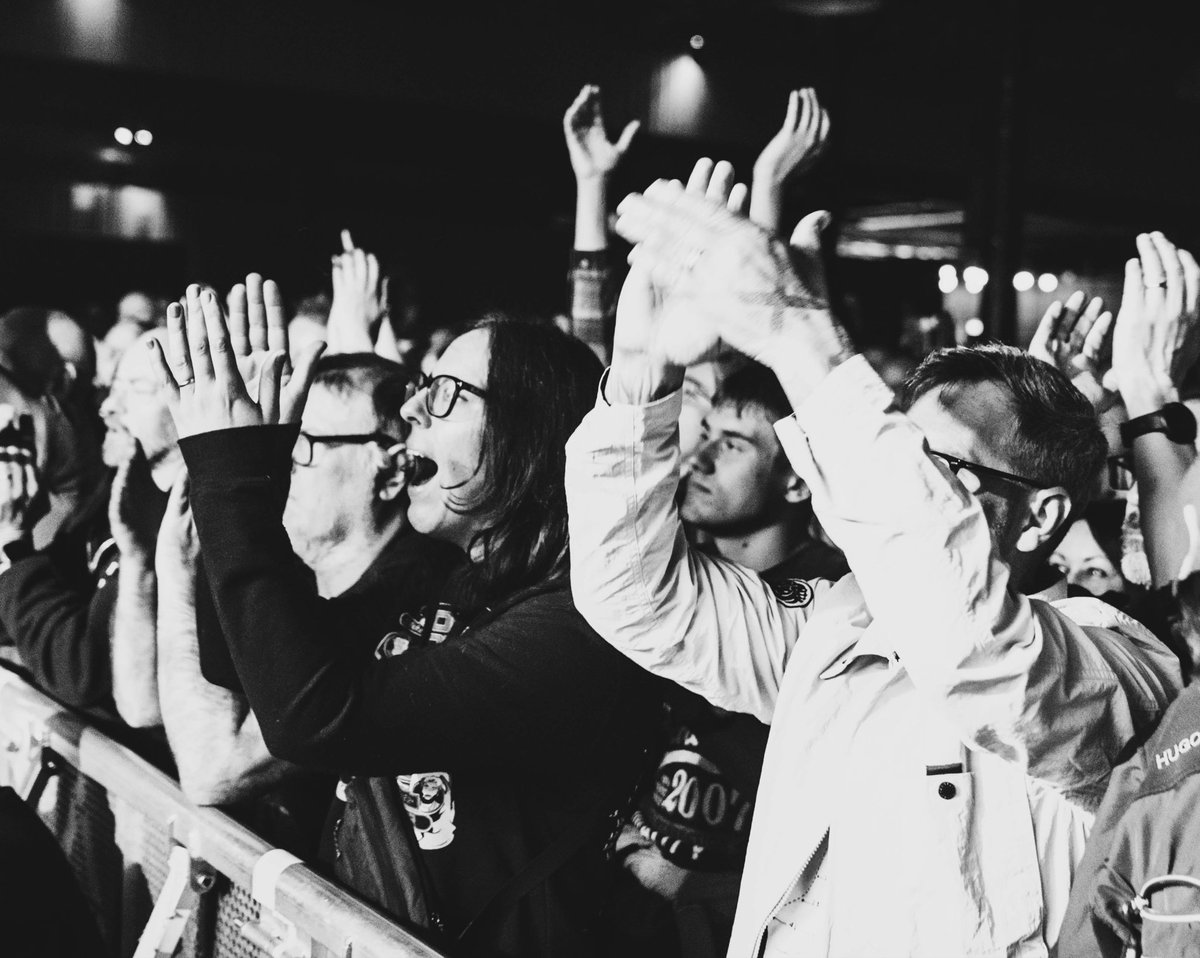 BoilerShopNCL's tweet photo. .@Thetwilightsad finishing off last week, with support from Deary 🖤

The mesmerising Sunday night show followed the drop of, ‘It’s The Long Goodbye’.

The album was named a ‘truly wonderful return’ by Clash Magazine, so we knew we were in for a special one.

📸 @callumrobinsonn https://t.co/rAXIitincJ