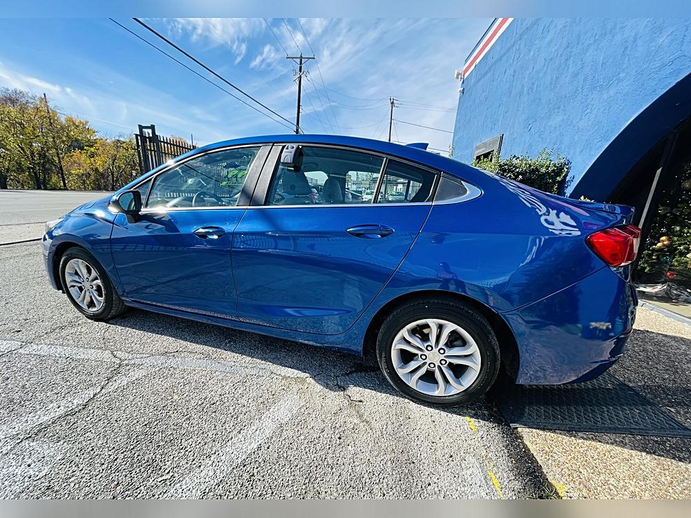 DelRealAutoS1's tweet image. 2019 Chevrolet Cruze 4 Doors $1,300...#Downpayment 
🚗 Drive Your Car TODAY! 🚗 ✅ Easy Financing – Low Down Payment!✅ 🗣️Se habla español📞 Call: (972) 262-4444
🌐 delrealautogroup.com #ENJOY #TODAY #YOUR #NEW #CAR #cars #texas #delrealautogroup #delrealautosale