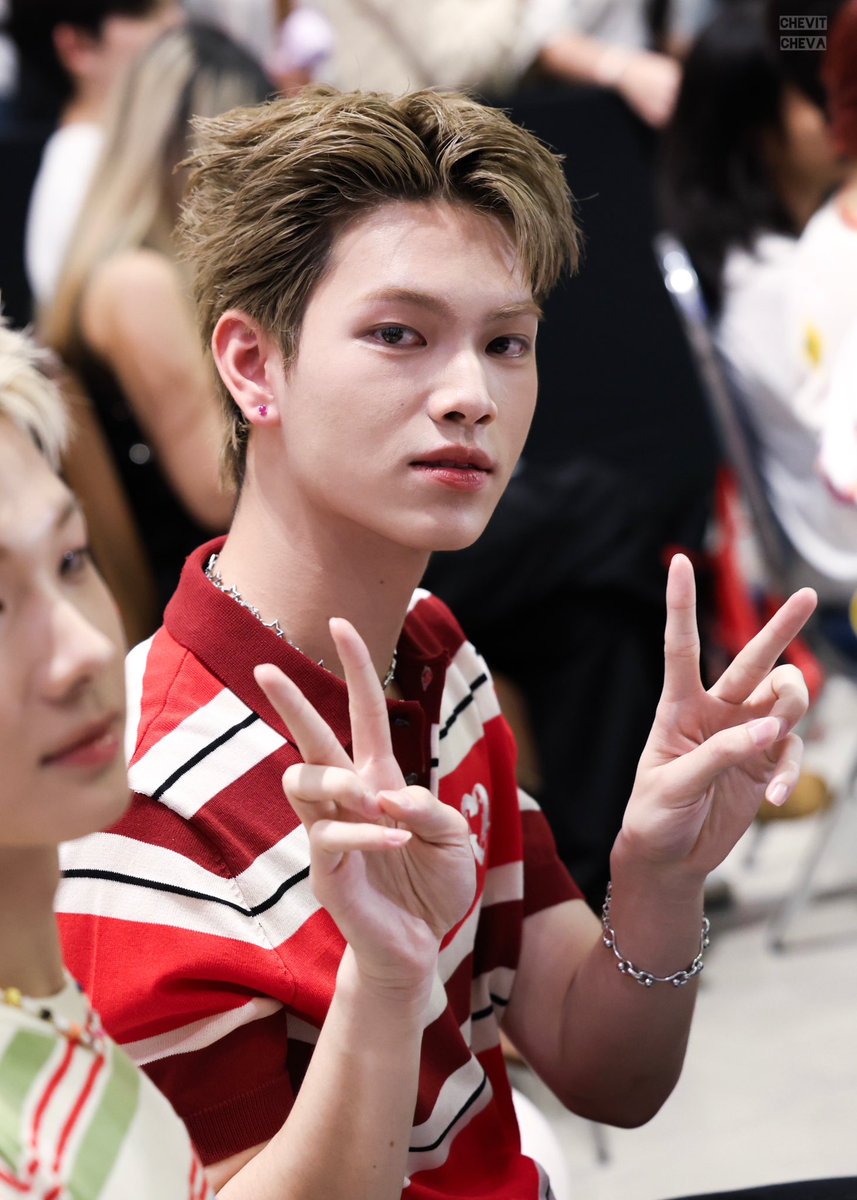 ૮₍｡• 𝙘𝙝𝙚𝙫𝙞𝙩𝙘𝙝𝙚𝙫𝙖 •｡ ₎ა tweet media