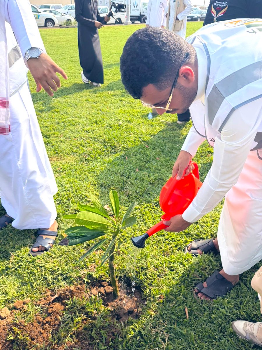 Zaaed1440's tweet photo. شاركت  #جمعية_زائد_للخدمات_الإنسانية_بمنطقة_جازان  في أسبوع البيئة السعودي2026بمحافظة أحد المسارحة بتنفيذ مكتب وزارة البيئة والمياه والزراعة وبالتعاون مع البلدية ومشاركة الجهات الحكومية والجمعيات الأهلية تحت شعار (أترك أثرًا أخضر)
دعمًا للجهود البيئية وتعزيزًا للمسؤولية المجتمعية https://t.co/3bU9s5OW9u