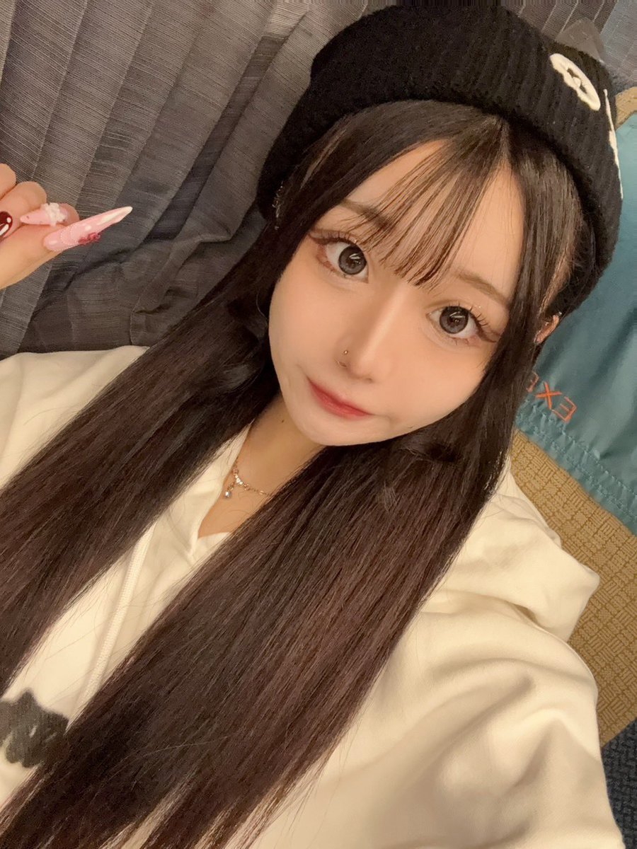 DAHLIA05162024's tweet image. ガールズスナック＆バーDAHLIAです！
本日5月5日(火)はお休みとさせて頂きます！

次回営業日は5月6日(水)21時からです！
✨ほな✨@hona_6666 
✨みみ✨@mimiii_41 
出勤予定です！

よろしくお願いします！
#ガルバ
#ガールズバー
#スナック
#カラオケバー
#池袋ガールズバー
#池袋スナック