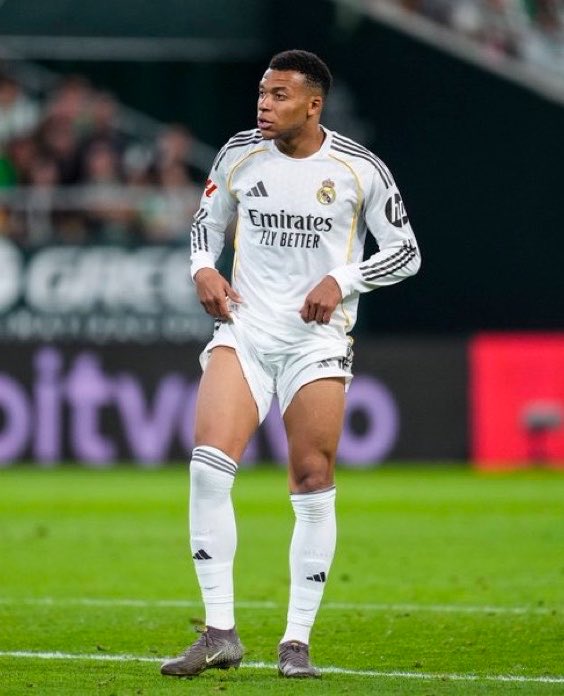The Touchline | 𝐓 tweet media