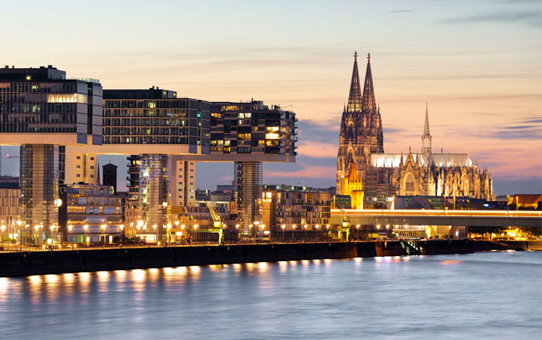 Alemania apuesta por un turismo diferente y la nueva gastronomía, sin olvidar las salchichas y cervezas hechosdehoy.com/alemania-apues…
