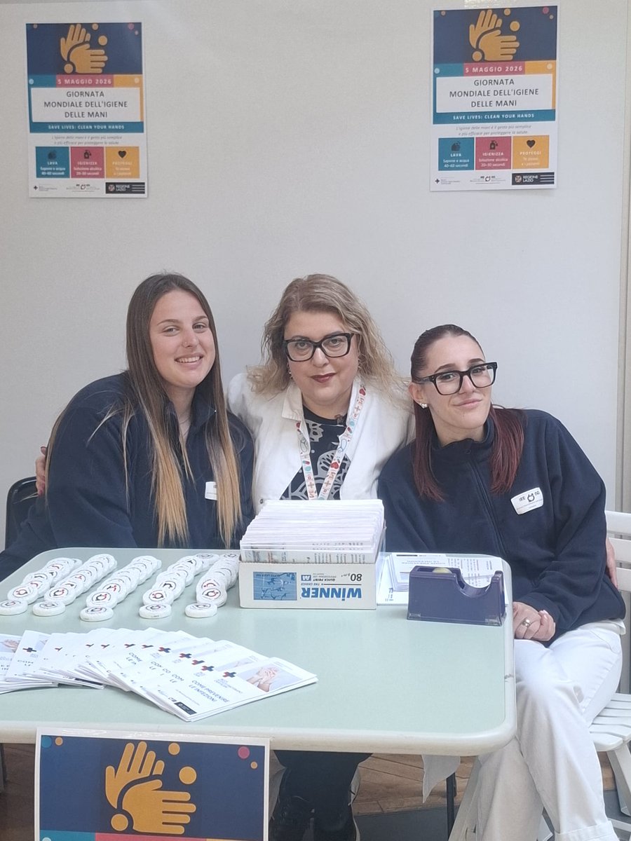 IREISGufficiale's tweet photo. 🧼 5 maggio | Giornata Mondiale per l’Igiene delle Mani
Gli IFO aderiscono alla campagna OMS #CleanYourHands 👐
📍 Punto informativo in Via E. Chianesi con volontari e studenti
💬 “Un gesto semplice, ma decisivo per la sicurezza di pazienti e operatori”: https://t.co/czjNWtcXoo https://t.co/8CYDrrEbUS