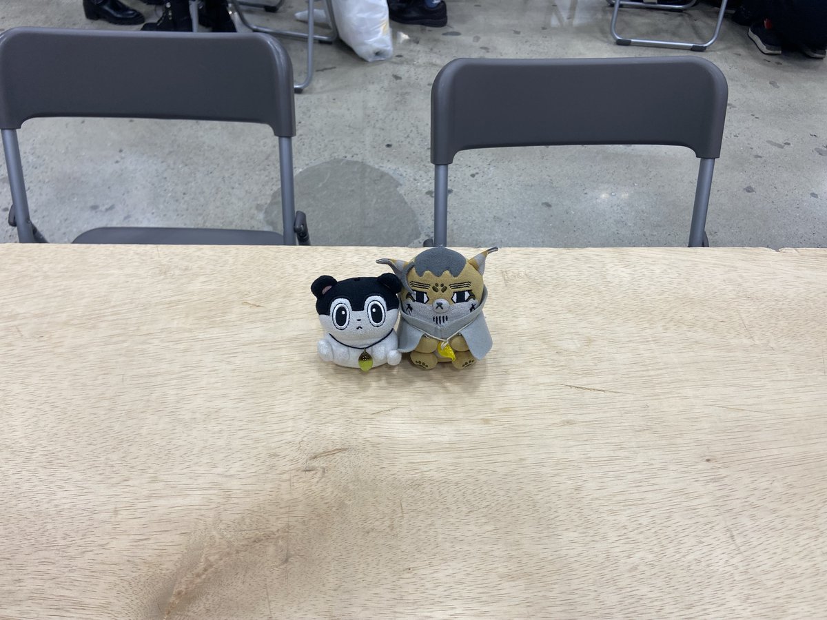 kiwapap's tweet photo. 撤収ちゃんです！
今回はまさかの当日ご案内にも関わらず足を運んでいただいた方々がいらっしゃってホントにありがとうございますっ🥰
色々作りたい色味も浮かんだので、そのときはまた見てやってください(๑′ᴗ‵๑)
#arteVarie #スパコミ https://t.co/G719ASnrOw
